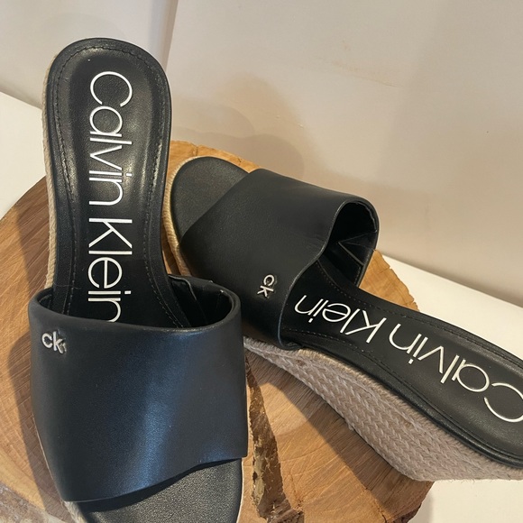 Calvin Klein Black Woven Platform Wedges - Picture 3 of 7